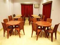 Oyo Newtown Near Dlf 1 Hotel 3*